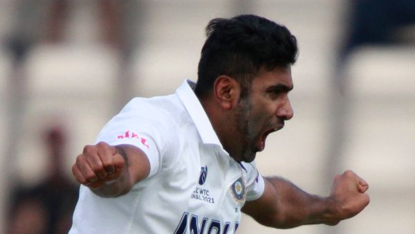 ওভালে অশ্বিনের সুয়োগ না পাওয়াকে 'পাগলামি' বললেন ভন, বিরাট শিবিরকে নিশানা সোশ্যাল মিডিয়ার