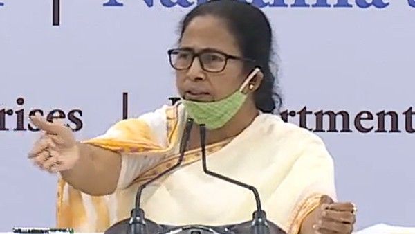 মমতার 'মুখ্যমন্ত্রী পদ' বাতিল করতে গভীর ষড়যন্ত্রে নির্বাচন কমিশন! খবর পেয়েই 'ফাঁস' করলেন প্রাক্তন বিজেপি নেতা