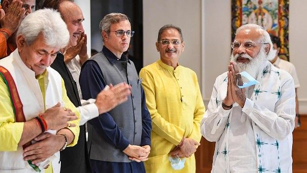 ৩৭০ এর পর এবার জম্মু-কাশ্মীরে 'ডিলিমিটেশন' করতে চলেছে মোদী সরকার