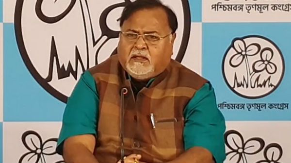 'প্রয়াত মনমোহন সিং' তৃণমূল মহাসচিবের ফেসবুক পোস্ট ঘিরে তোলপাড় সোশ্যাল মিডিয়ায়