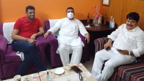 বেআব্রু বিজেপি-র বিভাজন! রাজ্যের প্রশংসা করে সৌমিত্র খাঁ বিঁধলেন শুভেন্দু অধিকারীকে