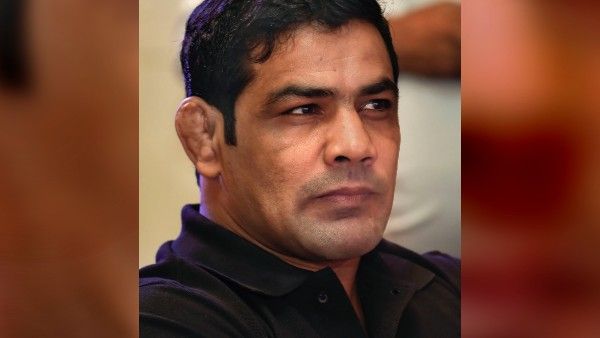 টোল ব্যবসা থেকে শুরু, সুশীল এবং অন্ধকার জগতের যোগাযোগ নতুন নয়!