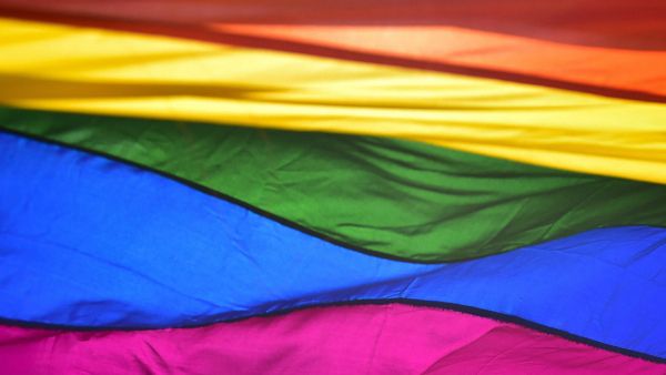 Euro 2020 : মিউনিখে রামধনু আলো নিষেধ করে নিজেই রঙিন উয়েফা, ভাইরাল পোস্ট