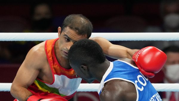 কমনওয়েলথ গেমসে পদক নিশ্চিত বক্সার অমিতের, ব্যাডমিন্টনে জয় সিন্ধু-শ্রীকান্তের, হিমা সেমিফাইনালে