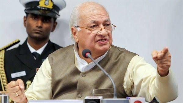 বিরল দৃশ্য, পণপ্রথার বিরুদ্ধে প্রতিবাদ জানাতে অনশনে স্বয়ং কেরলের রাজ্যপাল