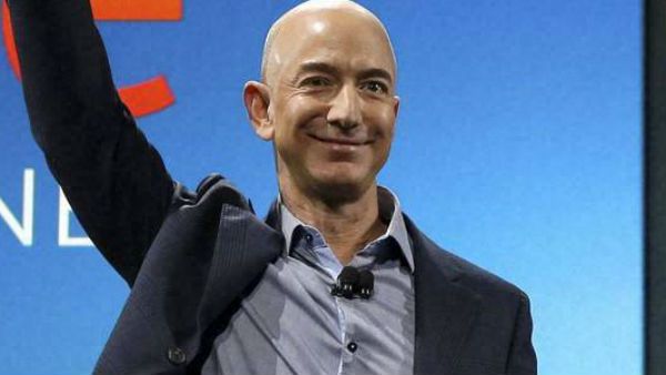 ধনকুবের জেফ বেজোসের মহাকাশযাত্রা! ব্লু অরিজিনের ইতিহাস গড়ার প্রস্তুতির কিছু অজানা তথ্য একনজরে