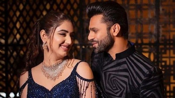 বিয়ের পর প্রথম রাত কেমন কাটল রাহুল–দিশার?‌ কী বলছেন বিগ বসের প্রতিযোগী শুনে নিন
