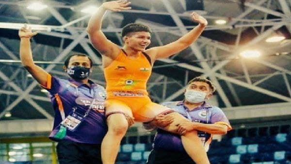 ভারতীয় কুস্তিগীরদের টোকিও রওনার আগেই আন্তর্জাতিক আসরে সোনা প্রিয়া মালিকের