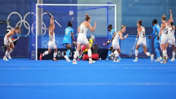 টোকিও অলিম্পিক হকিতে শক্তিশালী জার্মানির কাছে লড়ে হারল রানি রামপালের ভারত