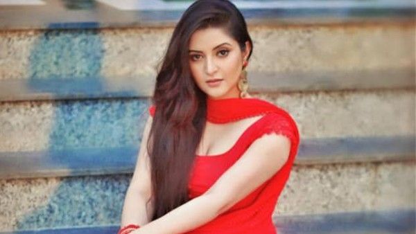 পরীমনির প্রেমে কি মশগুল বাংলাদেশের গোয়েন্দা পুলিশের কর্মকর্তা! চাঞ্চল্যকর নয়া রিপোর্টে গুঞ্জন চড়তেই কী ঘটল