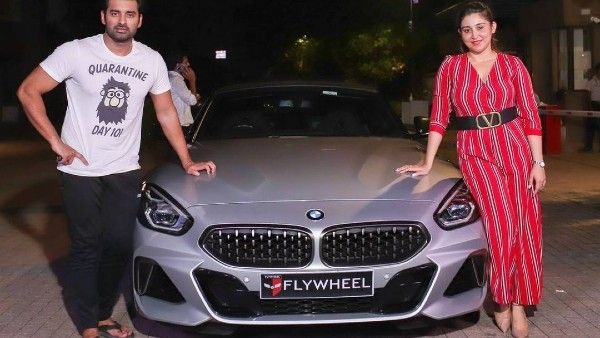 ঐন্দ্রিলার সতীন বিএমডব্লিউ ঘরে আনলেন অঙ্কুশ, গাড়ি কেনার পোস্টে দিলেন বিয়ের আভাস