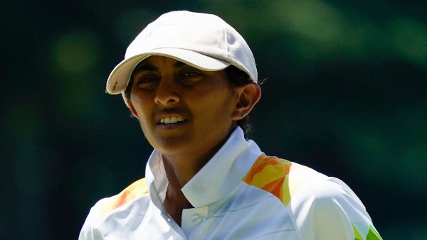 Tokyo Olympics : দেশকে ভোর থেকেই টিভির সামনে বসিয়ে রাখা কে এই অদিতি অশোক