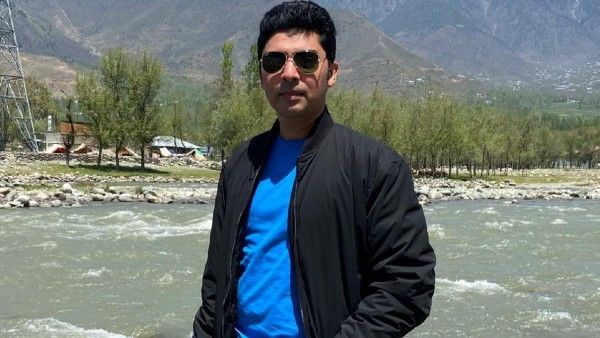 নারী–পুরুষ বৈষম্য নিয়ে সোশ্যাল মিডিয়ায় বিস্ফোরক পোস্ট অভিনেতা ভাস্বর চট্টোপাধ্যায়ের