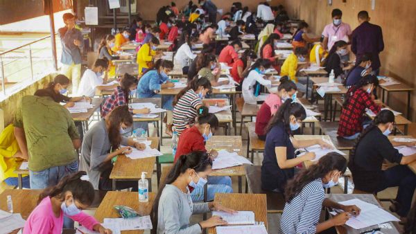 WBCS প্রিলিম উত্তরপত্রে বলা হল স্বাস্থ্যসাথী প্রকল্পে অর্ধেক টাকা দেয় কেন্দ্র