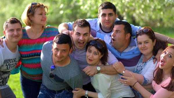 কোন রাশিগুলির জাতক জাতিকাদের মধ্যে বন্ধুত্বে বিচ্ছেদ আসে না! একনজরে রাশিফল অনুযায়ী কিছু তথ্য