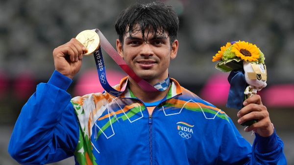 Tokyo Olympics : নীরজ থেকে রবি, চানু থেকে সিন্ধু, পদক জয়ের আর্থিক পুরস্কার কার হাতে কত?