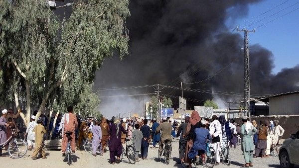 কাবুল পতন কি এবার সময়ের অপেক্ষা! আফগান রাজধানীতে তালিবানরা প্রবেশ করেই কোন নির্দেশ দিল ফাইটারদের