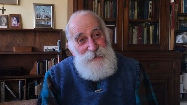 বিশ্বজুড়ে 'বাঁচার আশা' বিলিয়ে যাচ্ছেন ৮৪ বছরের ইংরেজ বৃদ্ধ