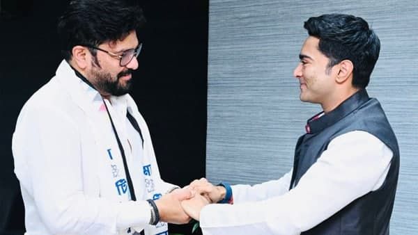 Babul Supriyo: অভিষেকের হাত ধরে তৃণমূলে যোগ বাবুল সুপ্রিয়ের