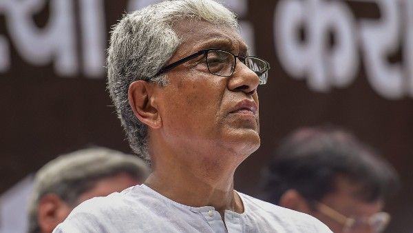 বিজেপি ত্রিপুরাকে একদলীয় রাজনীতির ল্যাবরেটরি বানাচ্ছে, দিল্লিতে গিয়ে গলা ফাটালেন মানিক