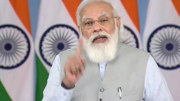 নতুন টিভি চ্যানেল চালু করলেন প্রধানমন্ত্রী মোদী যেখানে অনুষ্ঠান পরিচালনা করবেন কংগ্রেস নেতা করণ সিং