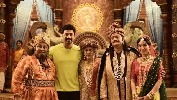 বড় পর্দায় নয় বরং ছোটপর্দায় মুক্তি পাবে প্রযোজক দেবের ‘হবুচন্দ্র রাজা গবুচন্দ্র মন্ত্রী’