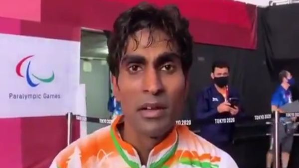 Tokyo Paralympics : প্রয়াত বাবা-মাকে দেওয়া কথা রাখতে পেরে আবেগতাড়িত সোনার ছেলে প্রমোদ