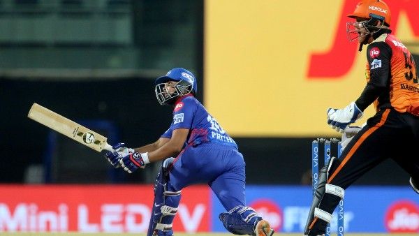 IPL 2021 : দিল্লি ক্যাপিটালস বনাম সানরাইজার্স হায়দরাবাদ, কে কোন রেকর্ডের মালিক হতে পারেন?