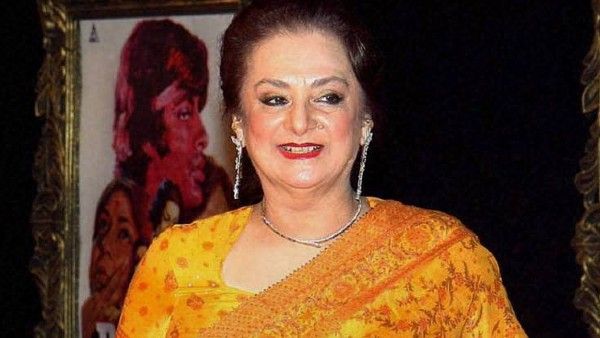 ‌মুম্বইয়ের হাসপাতালে ভর্তি দিলীপ–জায়া সায়রা বানু, স্থানান্তর করা হল আইসিইউতে