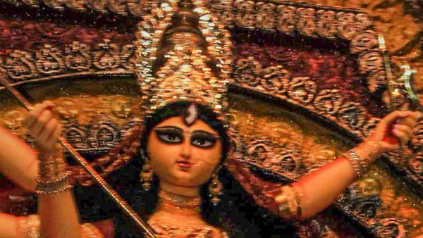 ‌নবরাত্রির সময় এই নিয়মগুলি মেনে ব্রত রাখুন, করবেন না এই ভুলগুলি