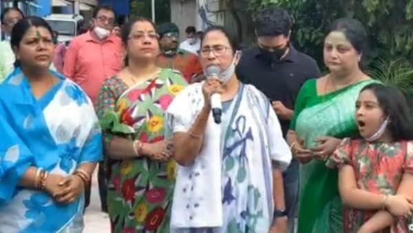 Mamata Banerjee: বিজয়ের দিনেই আরও তিন কেন্দ্রের উপ নির্বাচনে প্রার্থীর নাম ঘোষণা করলেন মমতা বন্দ্যোপাধ্যায়