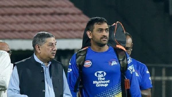 চেন্নাই সুপার কিংস কি আগামী আইপিএলে রেখে দেবে মহেন্দ্র সিং ধোনিকে? বড় ইঙ্গিত দিলেন শ্রীনিবাসন