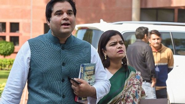 শক্তিশালী সরকারের শক্তিশালী পদক্ষেপ নেওয়া উচিত! এবিজির ব্যাঙ্ক প্রতারণা নিয়ে মোদী সরকারকে নিশানা বরুণের