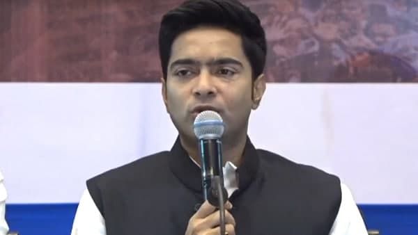 মমতা মুম্বইয়ে পা রাখতেই বলিউডে খেলা হবে স্লোগান, অভিষেকের কেন্দ্রে আসছেন বাংলার জামাই সোনু নিগম