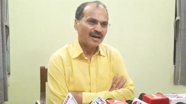 হ্যাক হওয়া ডিভাইস জমা দিন, রাজীব গান্ধীর মৃত্যু দিনে পোস্ট ঘিরে অধীরকে অনুরোধ দিল্লি পুলিশের