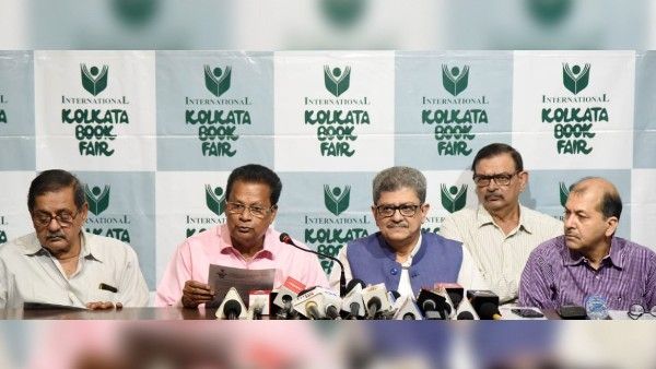 একবছর পর কলকাতা বইমেলা অনুষ্ঠিত, বইমেলা নিয়ে সব তথ্য জানুন এক নজরে