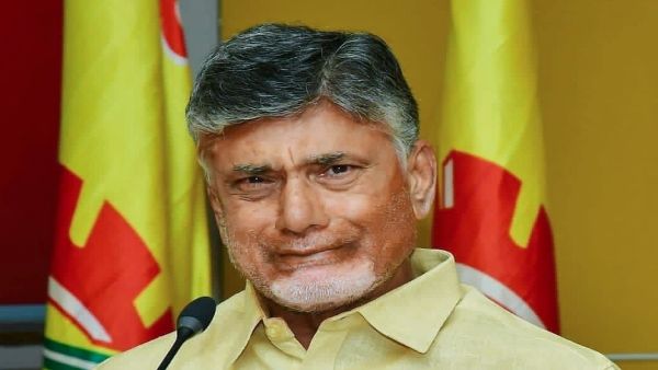 জগনমোহনের ‘কৌরবসভা’ ২০২৪ পর্যন্ত বয়কট! স্ত্রীর অপমানে কেঁদে ভাসালেন চন্দ্রবাবু