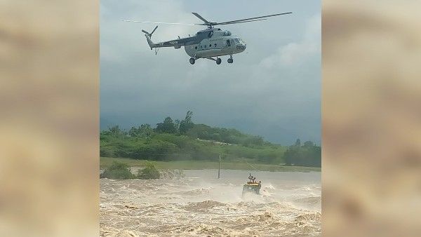 ভারী বৃষ্টির জের, অন্ধ্রপ্রদেশে নিহত ১৪ জন, একাধিক নিখোঁজ, আকাশপথে পরিদর্শন মুখ্যমন্ত্রীর
