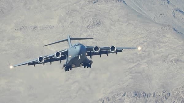 একেবারে চিন সীমান্ত ঘেঁষে নামল ইন্ডিয়ান এয়ারফোর্সের 'হারকিউলিস'! যুদ্ধের মহড়া সারল ভারত