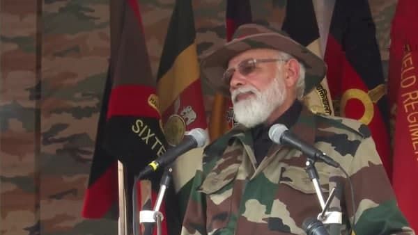 India China Face off: কেন অন্ধকারে রাখা হল? ভারত-চিন সংঘাত ইস্যুতে চাপ বাড়ছে মোদী সরকারের