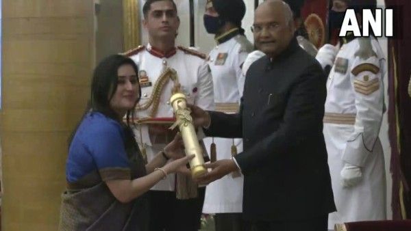 সুষমা স্বরাজ, অরুণ জেটলিকে মরণোত্তর সম্মাননা, কে কে পেলেন এবছর পদ্ম পুরস্কার? একনজরে তালিকা