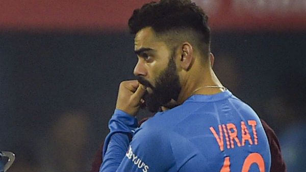 পাকিস্তানের কাছে হারের রেশ, ধর্ষণের হুমকি বিরাটের মেয়েকে, তৎপর মহিলা কমিশন