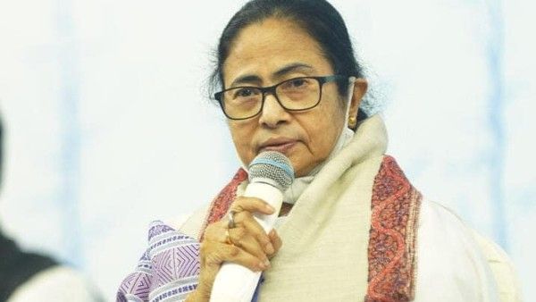 ওমিক্রন আতঙ্কের মধ্যে আদৌ কি হবে গঙ্গাসাগর মেলা? মুখ্যমন্ত্রী মমতা তুলনা টানলেন কুম্ভমেলার সঙ্গে