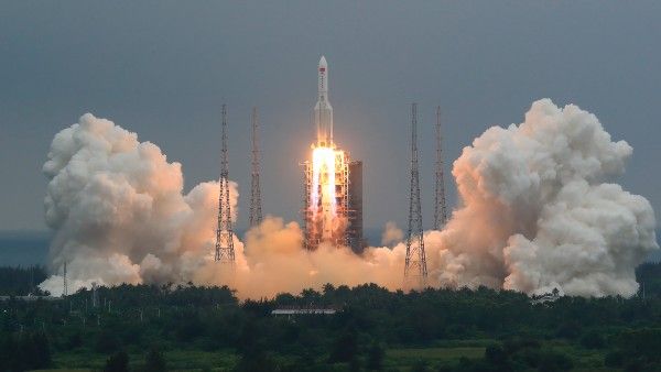 চাঁদ থেকে মঙ্গল, বছর শেষে ফিরে দেখা যাক ২০২১ সালে নাসার সফলতম মিশনগুলি