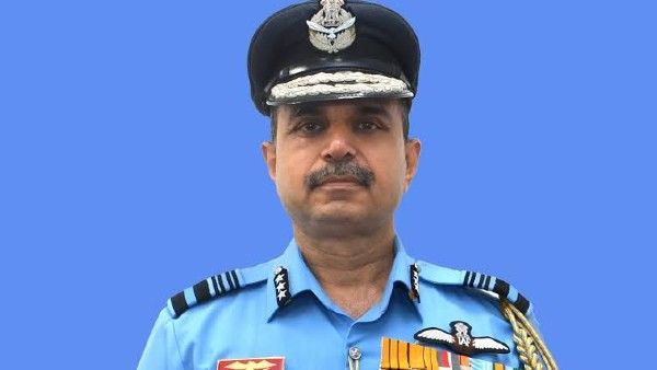 CDS-এর বিমান দুর্ঘটনার তদন্তে দায়িত্ব পাওয়া এয়ার মার্শাল মানবেন্দ্র সিং-কে চিনে নিন