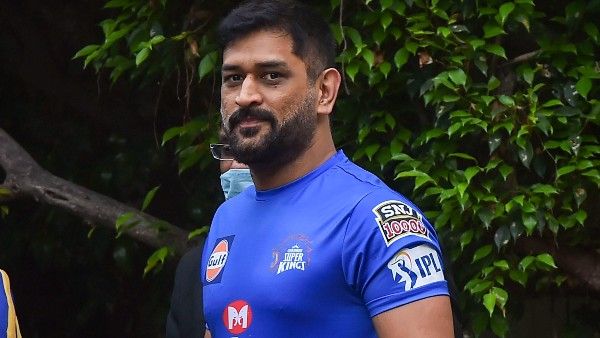 দীপিকা পাড়ুকোন থেকে রাই লক্ষ্মী, কার কার সঙ্গে ডেট করেছেন মাহি?