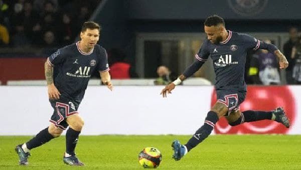 এমবাপের শর্ত মানতে চলেছে পিএসজি, নেইমারকে ছেড়ে দেওয়ার প্রক্রিয়া শুরু, মেসিকে নিয়ে কী ভাবছে প্যারিসের ক্লাব?