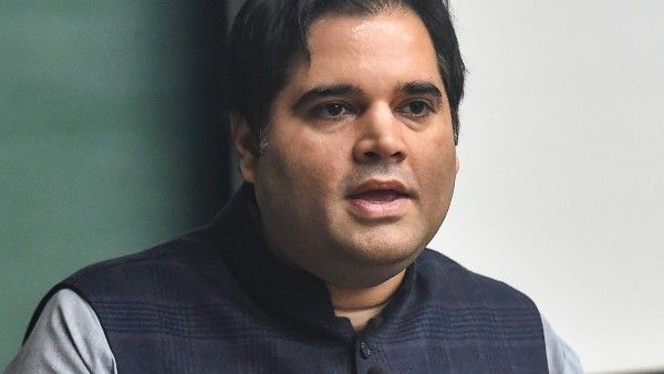 কর্মসংস্থানের দাবিতে মিছিলে পুলিশের লাঠিচার্জ, যোগী সরকারের বিরুদ্ধে প্রকাশ্যে মুখ খুললেন বরুণ গান্ধী