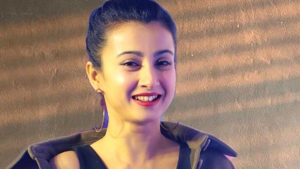 শীতের মরশুমেও নিজের গ্ল্যামার দিয়ে আগুন ধরালেন মনামী ঘোষ, নিমেষে ভাইরাল হল ছবি