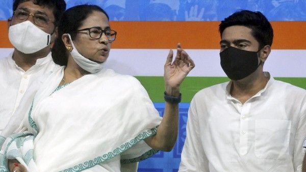 অভিষেকের নাম মুখে আনলেন না মমতা! নেত্রীর পরিবারে কারা? গুরুত্বপূর্ণ তথ্য পার্থের